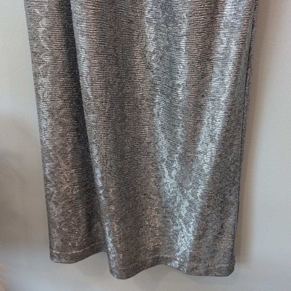 Lauren Ralph Lauren Metalic Silver Evening Gown Size 2. - Picture 5 of 14